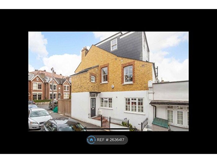 4 Bedroom End Of Terrace House To Rent In Waveney Avenue, Peckham, SE15