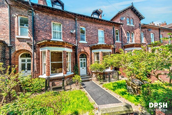 7 Bedroom Terraced House For Sale In Westfield Grove, Wakefield, WF1
