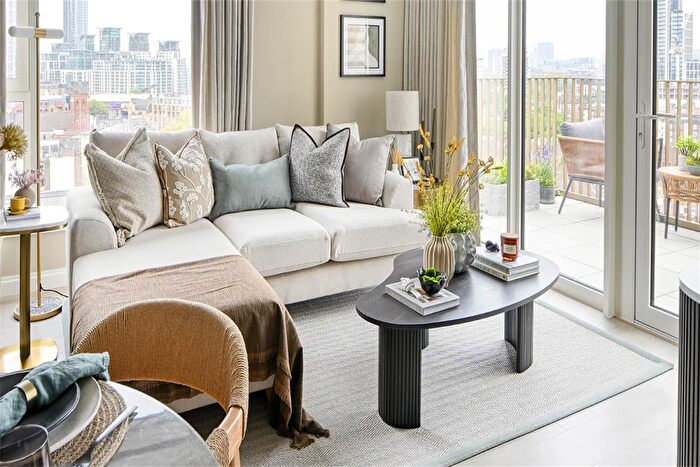 2 Bedroom Flat For Sale In Oval Village, Gasholder Place, SE11