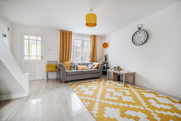 3 Bedroom House To Rent In Holmcroft, Crawley, RH10