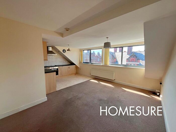 2 Bedroom Flat To Rent In Heald Street, Garston, Liverpool, Merseyside, L19