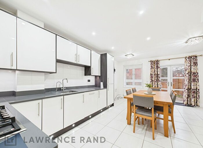 4 Bedroom Terraced House To Rent In Rembrandt Way, Watford, WD18