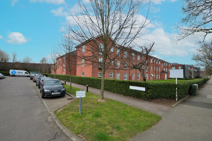 2 Bedroom Apartment To Rent In Bridge Court, Welwyn Garden City., AL7