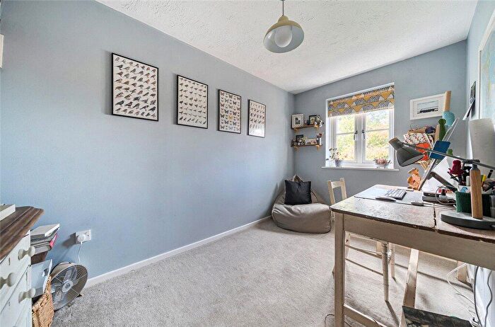 3 Bedroom End Of Terrace House For Sale In Neville Drive, Romsey, Hampshire, SO51