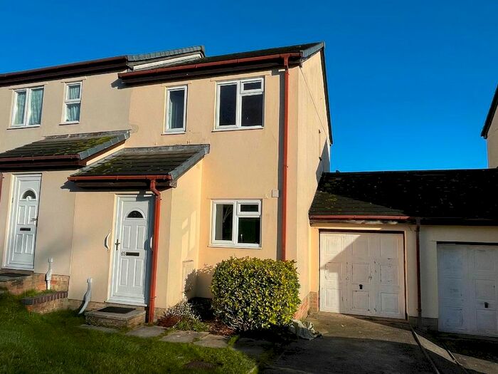 2 Bedroom Semi-Detached House For Sale In Moor View, Hatherleigh, Okehampton EX20
