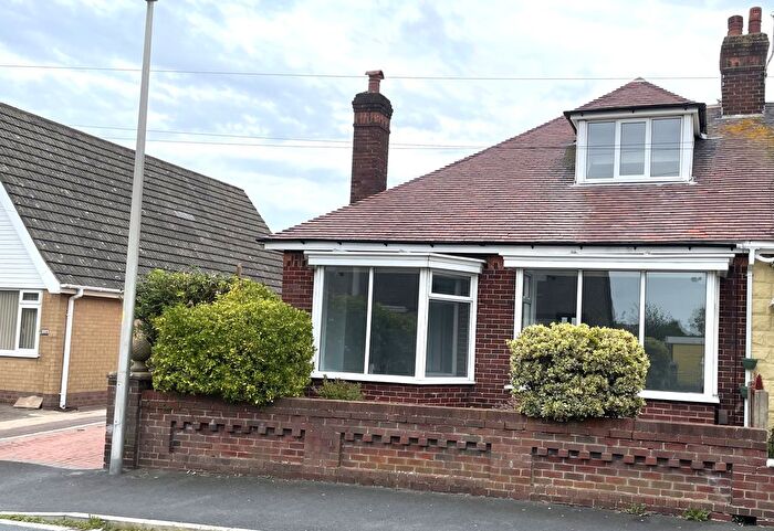 4 Bedroom Semi-Detached Bungalow For Sale In Clifton Avenue, Blackpool, FY4
