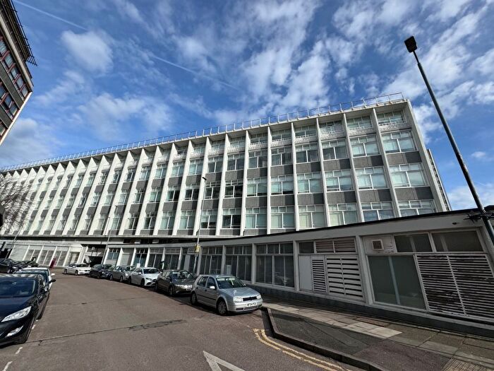 2 Bedroom Flat To Rent In The Exchange, Leicester, LE1