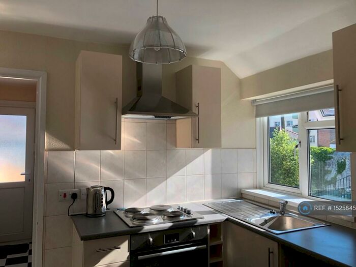 1 Bedroom Maisonette To Rent In Stonehouse, Plymouth, PL1