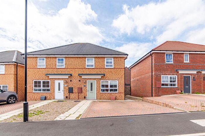 3 Bedroom Semi Detached House For Sale In Magnolia Drive, Newcastle Upon Tyne, NE5