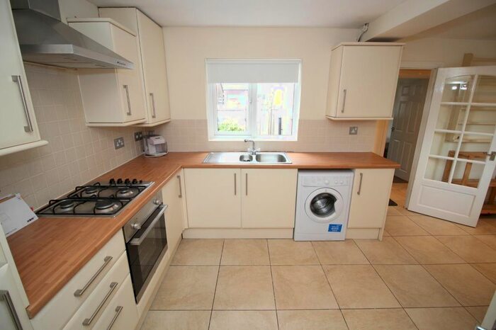 4 Bedroom Detached House To Rent In Donnington Court, South Gosforth, Newcastle Upon Tyne NE3