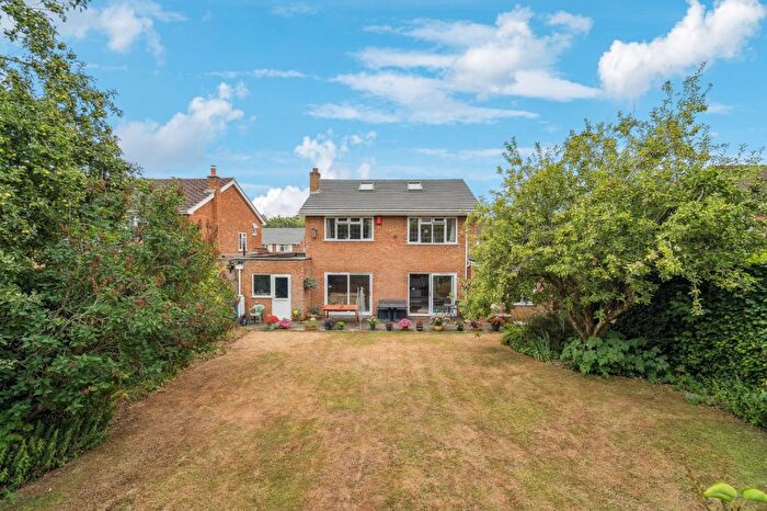 4 Bedroom Detached House For Sale In Daws Lea, High Wycombe, Buckinghamshire, HP11