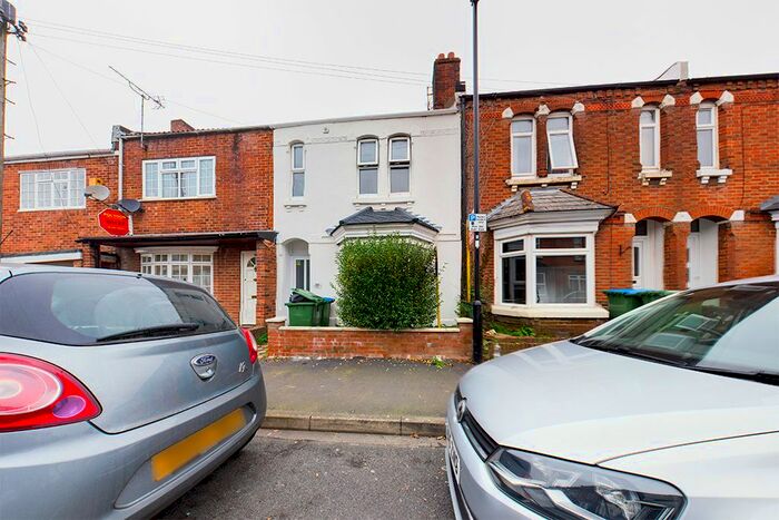 5 Bedroom Terraced House To Rent In Milton Road, Southampton, Hampshire SO15