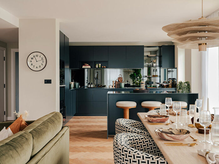 2 Bedroom Apartment For Sale In Woodberry Down Sales & Marketing Suite Riverside Apartments, Woodberry Grove, Finsbury Park, London, N4