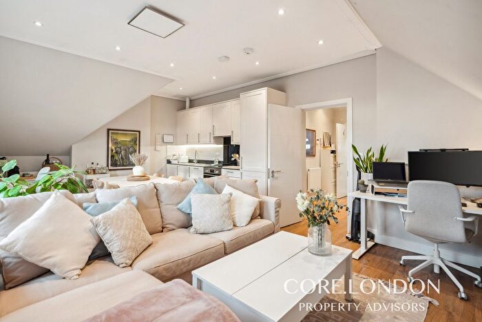 1 Bedroom Flat To Rent In Uxbridge Road, London, W3