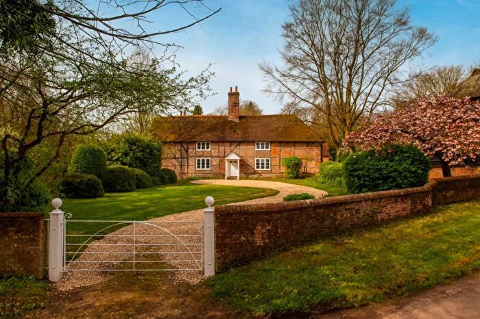 5 Bedroom Detached House For Sale In Tunworth, Basingstoke, Hampshire, RG25