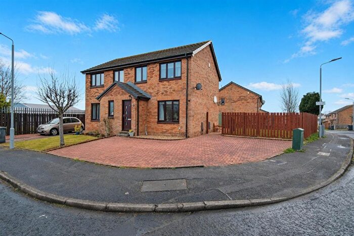 3 Bedroom Semi-Detached House For Sale In Bankfield Drive, Hamilton, ML3