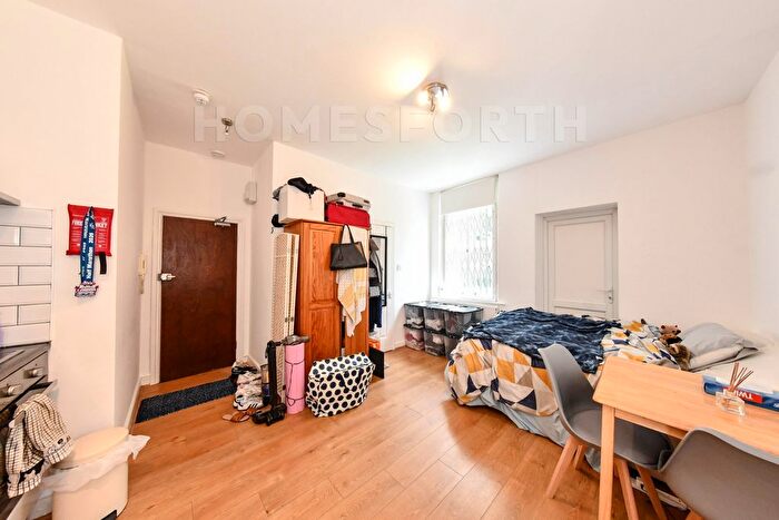 Studio To Rent In West End Lane, West Hampstead, NW6