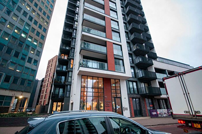 2 Bedroom Flat To Rent In Flat Thomas York House, Woolwich High Street, London, SE18