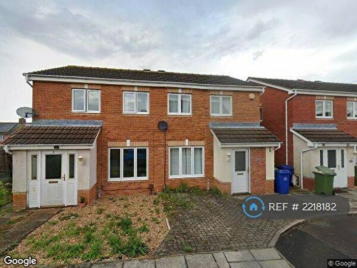 3 Bedroom Semi-Detached House To Rent In Utgard Way, Grimsby, DN33