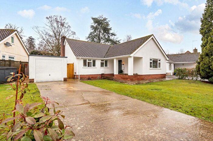 3 Bedroom Detached Bungalow For Sale In Merrieleas Drive, Chandler's Ford, SO53