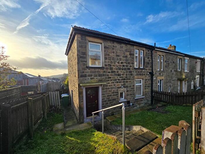 2 Bedroom End Of Terrace House For Sale In Cedar Avenue, Haslingden, BB4