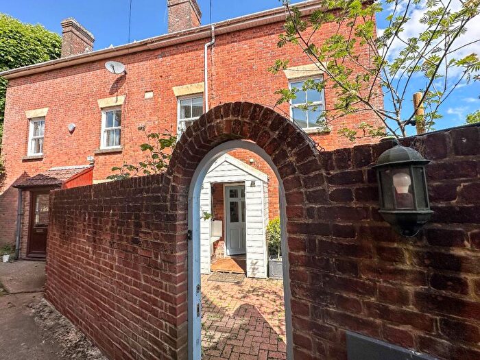 2 Bedroom House For Sale In North Street, Wilton, Salisbury, SP2