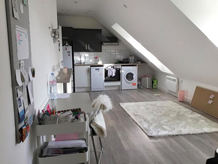 1 Bedroom Flat To Rent In Queningate Court, Canterbury - Ref, CT1