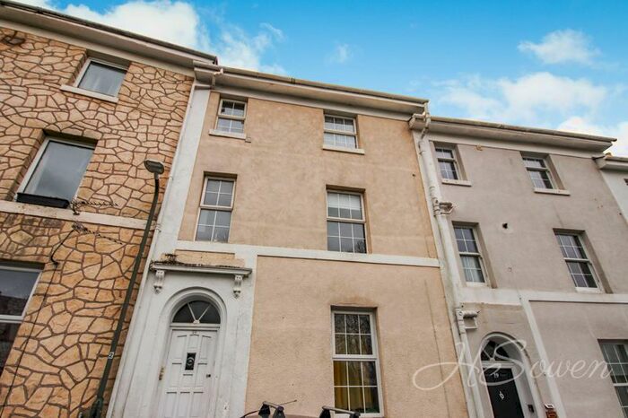 1 Bedroom Flat To Rent In Braddons Street, Torquay, TQ1
