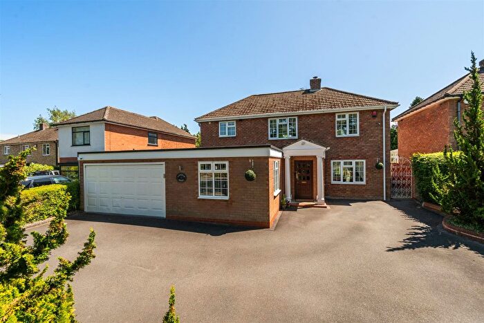 3 Bedroom Detached House For Sale In Broad Lane, Tanworth-In-Arden, Solihull, B94