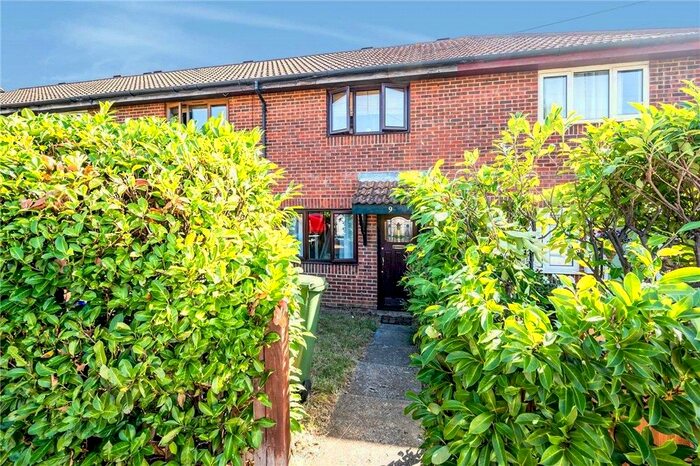 2 Bedroom Terraced House To Rent In Winchcombe Road, Carshalton, SM5