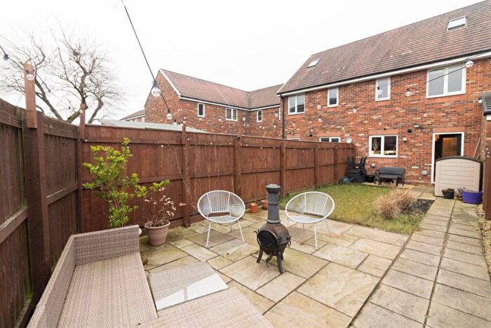 3 Bedroom Town House For Sale In Alnmouth Court, Blakelaw, Newcastle Upon Tyne, NE5