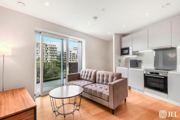 Studio To Rent In Hale, Ferry Lane, London N17