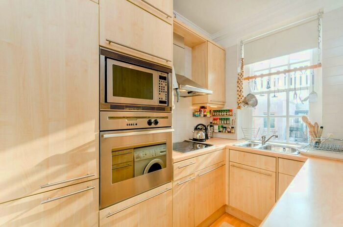 1 Bedroom Flat To Rent In Elm Tree Road, St John's Wood, London, NW8