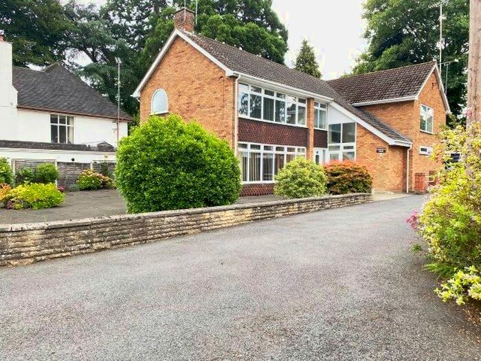 2 Bedroom Property To Rent In Horsehills Drive, Wolverhampton, WV3