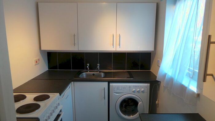 Studio To Rent In Rednal Mill Drive, Birmingham, B45