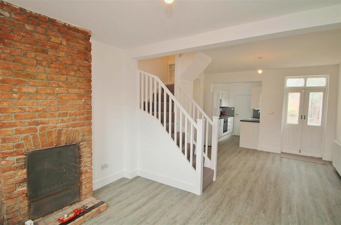 2 Bedroom Semi-Detached House To Rent In Queens Place, Morden, SM4