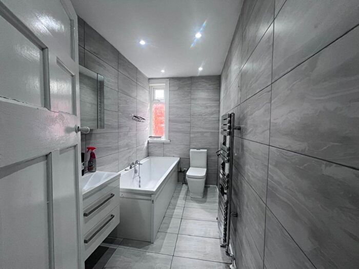 3 Bedroom Semi Detached House To Rent In Ladykirk Road, Benwell, NE4