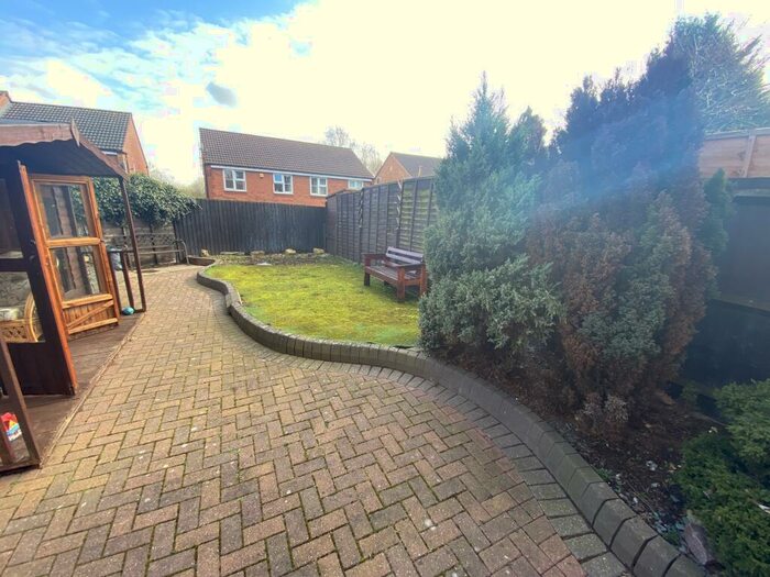 3 Bedroom House To Rent In Fencote, Birmingham, B37