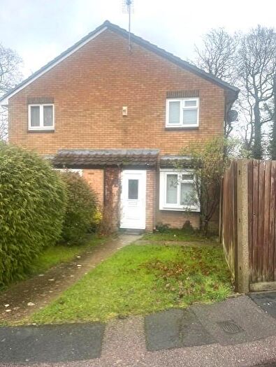 1 Bedroom House To Rent In Oakfields, Worth, Crawley, RH10