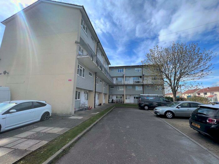 2 Bedroom Apartment To Rent In Fort Cumberland Road, Portsmouth, PO4