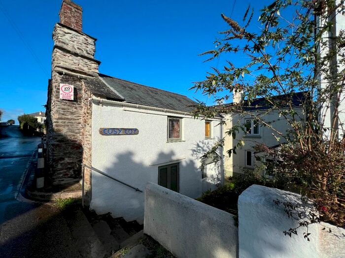 4 Bedroom Detached House For Sale In Cosy Cottage, Crafthole, Torpoint, PL11