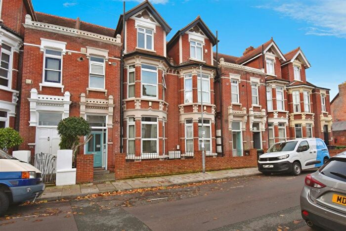 2 Bedroom Flat To Rent In Wimbledon Park Road, Southsea, PO5