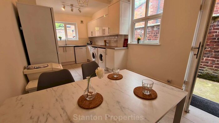 4 Bedroom Terraced House To Rent In Furness Road, Fallowfield, M14