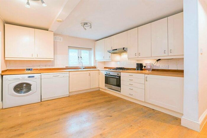 1 Bedroom Flat To Rent In Arkwright Road, Hampstead, NW3