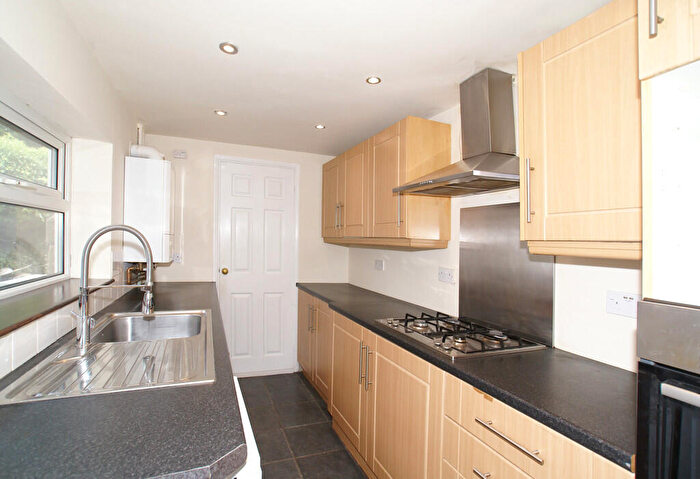 4 Bedroom House To Rent In Chesterfield Road, Matlock Moor, DE4
