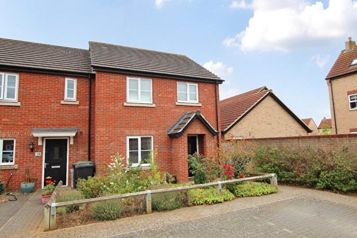 3 Bedroom End Of Terrace House For Sale In Prince Georges Drive, Sandy, Bedfordshire, SG19