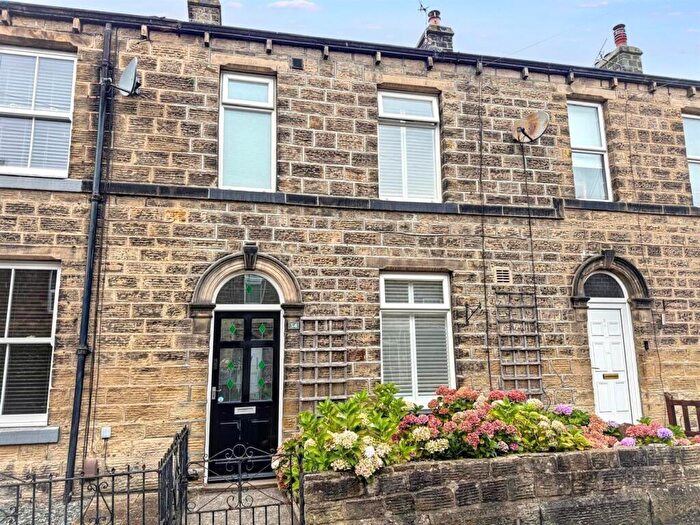 2 Bedroom Terraced House For Sale In Tufton Street, Silsden, BD20