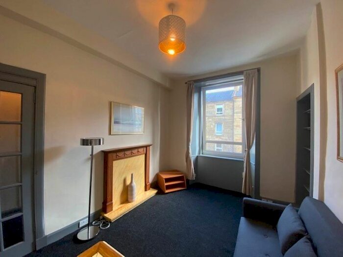 1 Bedroom Flat To Rent In Wardlaw Street, Gorgie, Edinburgh, EH11