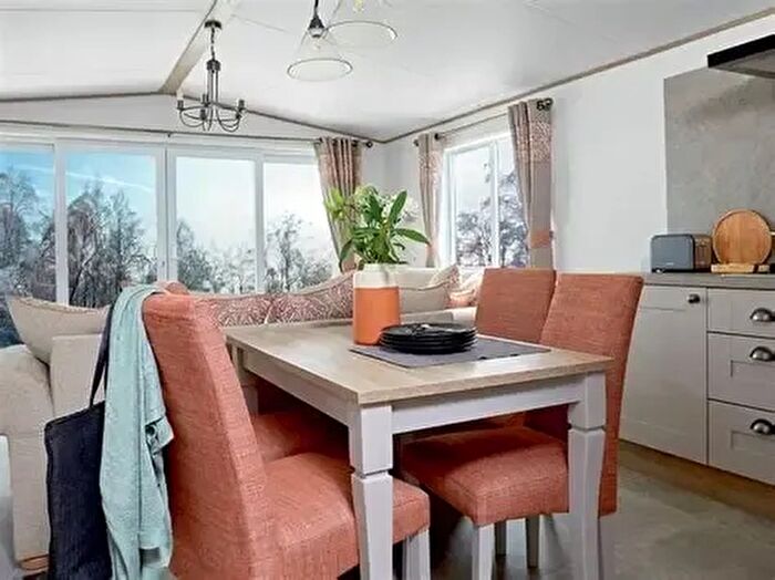 3 Bedroom Park Home For Sale In Sway Road, New Milton, BH25