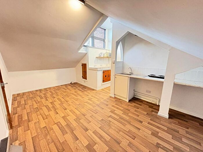 1 Bedroom Flat To Rent In Winnington Lane, Northwich, CW8